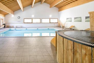 Le Hameau D Orelle Spa & Piscine Appartments E