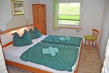 호텔 Pension Im Seebad Breege