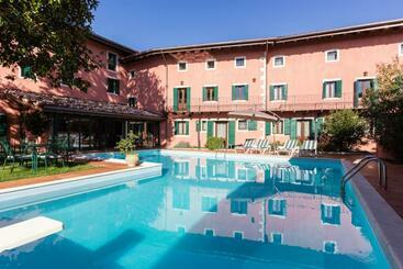 ホテル Ciasa De Gahja