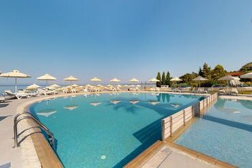 Acrotel Lilyann Boutique