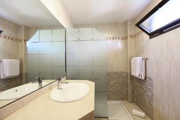 Apartamentos Jade   Adults Only