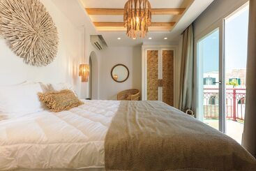 Отель Aegean Palace