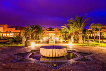 فندق Oriental Bay Beach Golf & Spa 