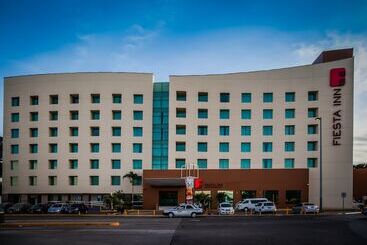 Отель Fiesta Inn Culiacan
