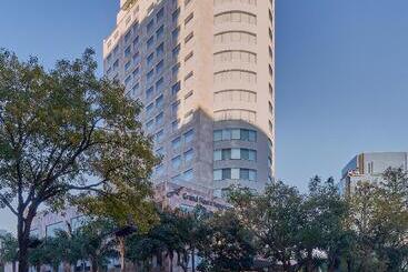 בית מלון כפרי Grand Fiesta Americana Guadalajara Country Club