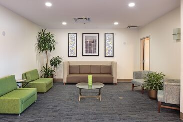 فندق Holiday Inn Express & Suites   Belleville, An Ihg