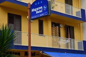 בית מלון כפרי Megaron