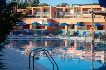 호텔 Rethymno Village