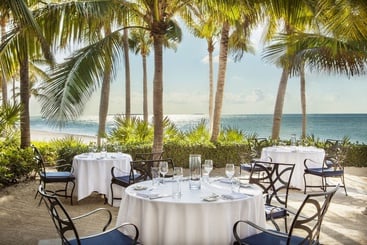 هتل Sunset Key Cottages