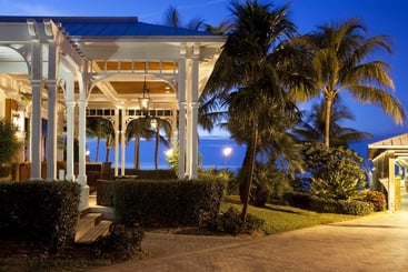 هتل Sunset Key Cottages