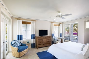 هتل Sunset Key Cottages