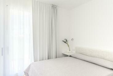 Capo Falcone Beach Charming Apartments Stintino