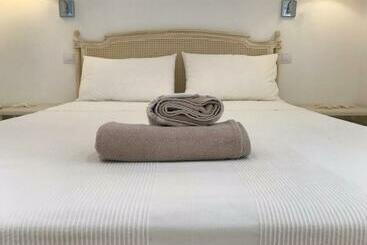 B&b Villa Maria Guest Rooms   San Roque Golf   Sotogrande