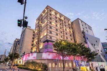 Motel The Art Uiwang