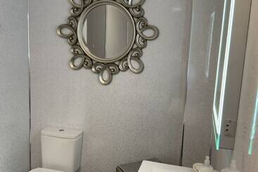 Remarkable 2 Bed Cottage In Tranquil Setting