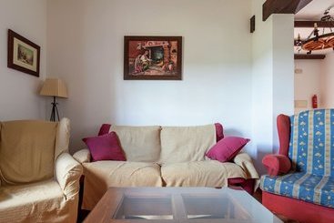 Andalusian Villa With Private Pool And Tennis Court Located 30 Km From Cordoba