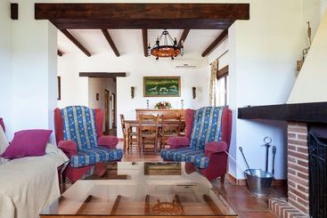 Andalusian Villa With Private Pool And Tennis Court Located 30 Km From Cordoba