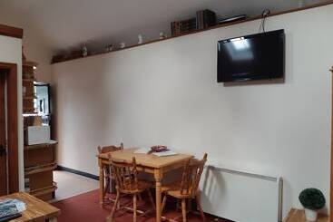 Beautiful 1 Bed Cottage In Trellech