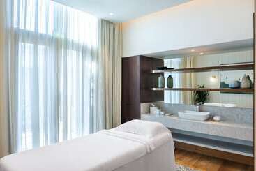 ホテル Vida Beach Resort Umm Al Quwain