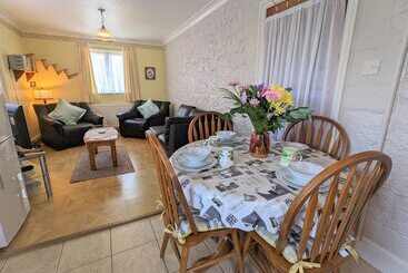 별장 Queensbury Lodge