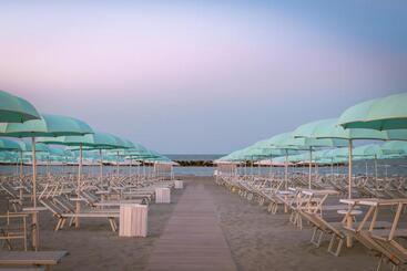 هتل Blu Suite Resort