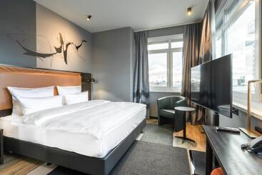 فندق Titanic Comfort Kurfürstendamm