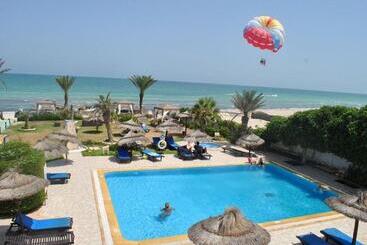 ホテル De Charme Et Spa Dar El Bhar