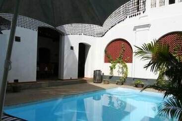 فندق Koder House