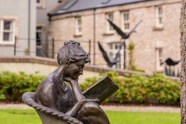 فندق Lough Eske Castle