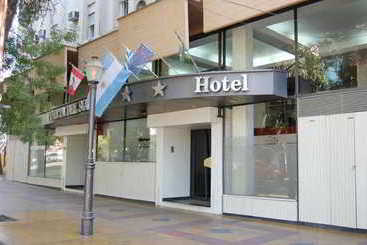 هتل Puerta Del Sol