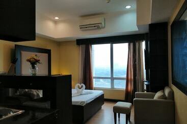 הוסטל Lancaster Hotel By Central Flats