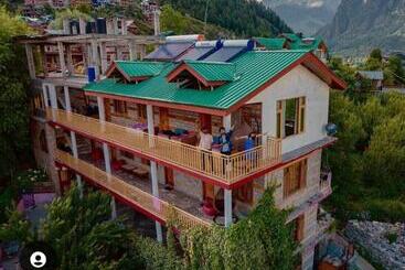 پانسیون Bhoomi Home Stay & Hostel Manali