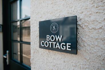茅舍 The Seafield Arms Hotel Cullen – Self Catering