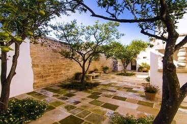 פנסיון Oikia Vacanze Giuggianello Le Bey