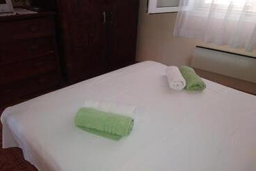 بنسيون Rooms Brezak Lastovo