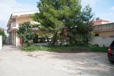 Rezydencja Beautiful 1 Bed House In Avola