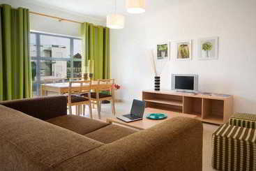 هتل Arrabida Resort & Golf