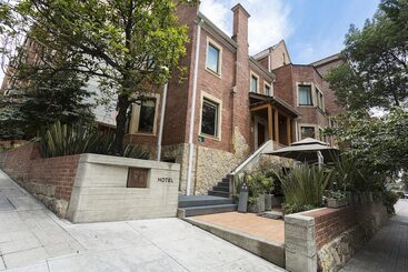 ホテル Bh La Quinta