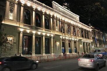 هتل Cordoba Inn Apart