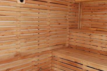 هتل Hosteria & Spa Plaza Esquel