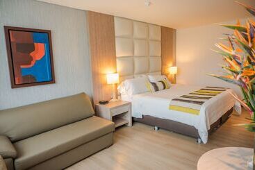 هتل San Fernando Plaza