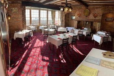 فندق Ye Olde White Harte