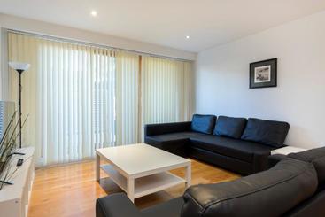 East Croydon Apartments   Just 3 Mins Walk To East Croydon Station