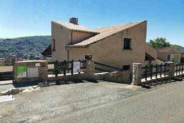 ベッドアンドブレックファースト Le Sénéchal