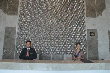 The Grand Arc Hotel & Convention Centre