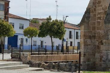 تختخواب و صبحانه Casa Dora Duero