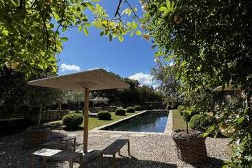 Bed and Breakfast Le Mas De Béthel