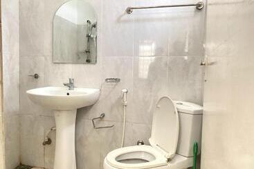 Отель Kandy Lake Layathraa