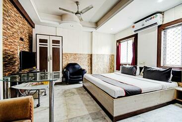 酒店 Shree Krishna S & Resort