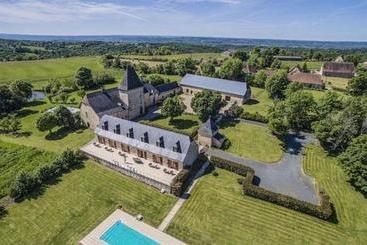 住宿加早餐  Chambres D Hôtes   Château De Larre